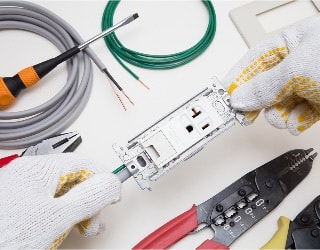 茨城県ひたちなか市ウチダデンキ。店舗やご自宅の各種工事、アンテナやインターネットLAN構築・配電盤等、ご相談ください